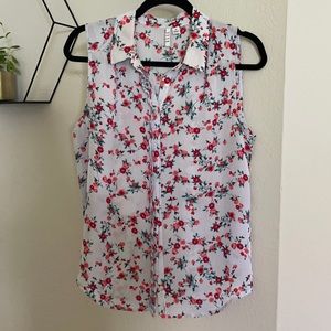 Floral, sleeveless blouse